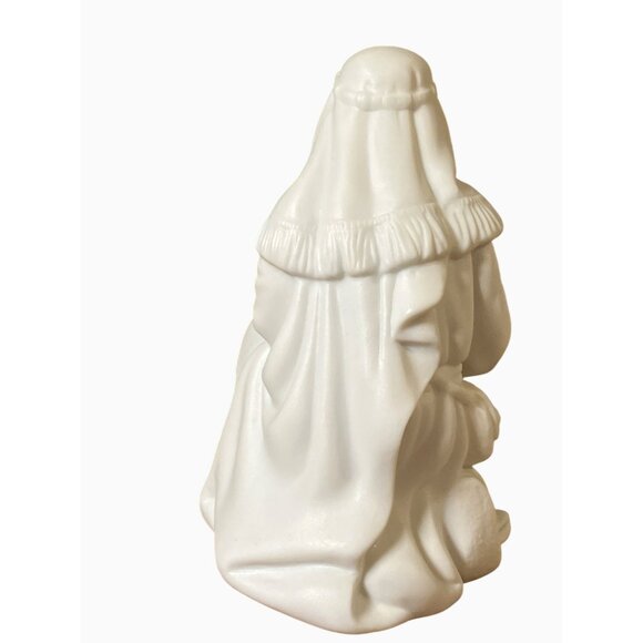 Avon Nativity Collectibles The Innkeeper Porcelain Figurine 1988 - Picture 7 of 10